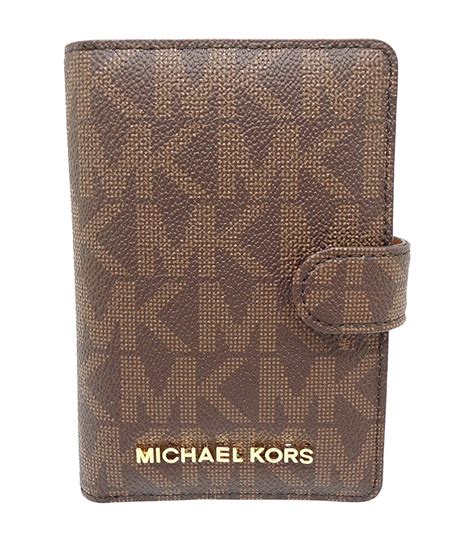 protege passeport michael kors|Passport & Travel Cases .